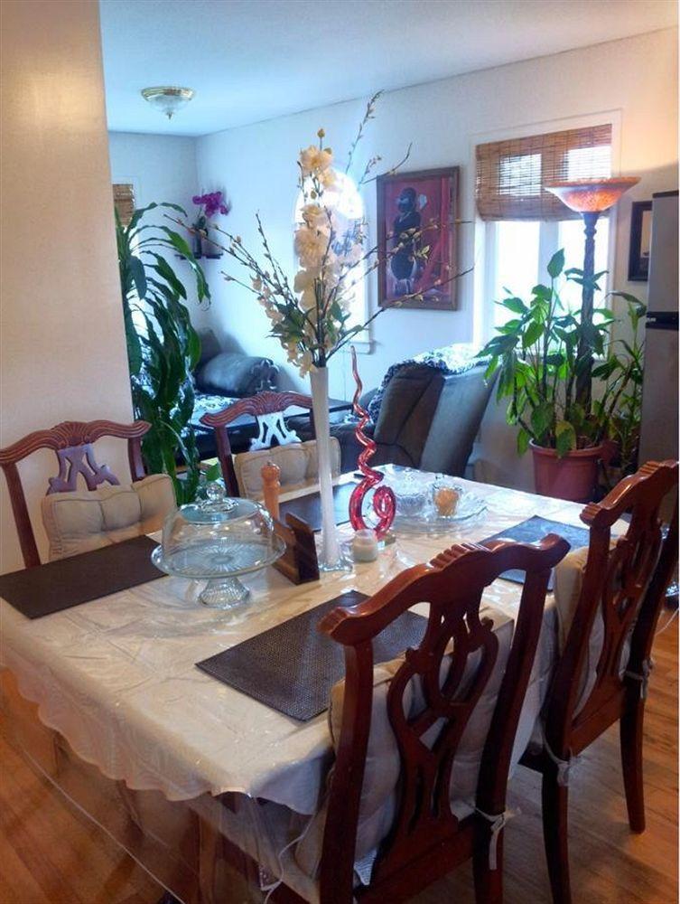 Jfk Bed And Breakfast Guesthouse นิวยอร์ก ภายนอก รูปภาพ