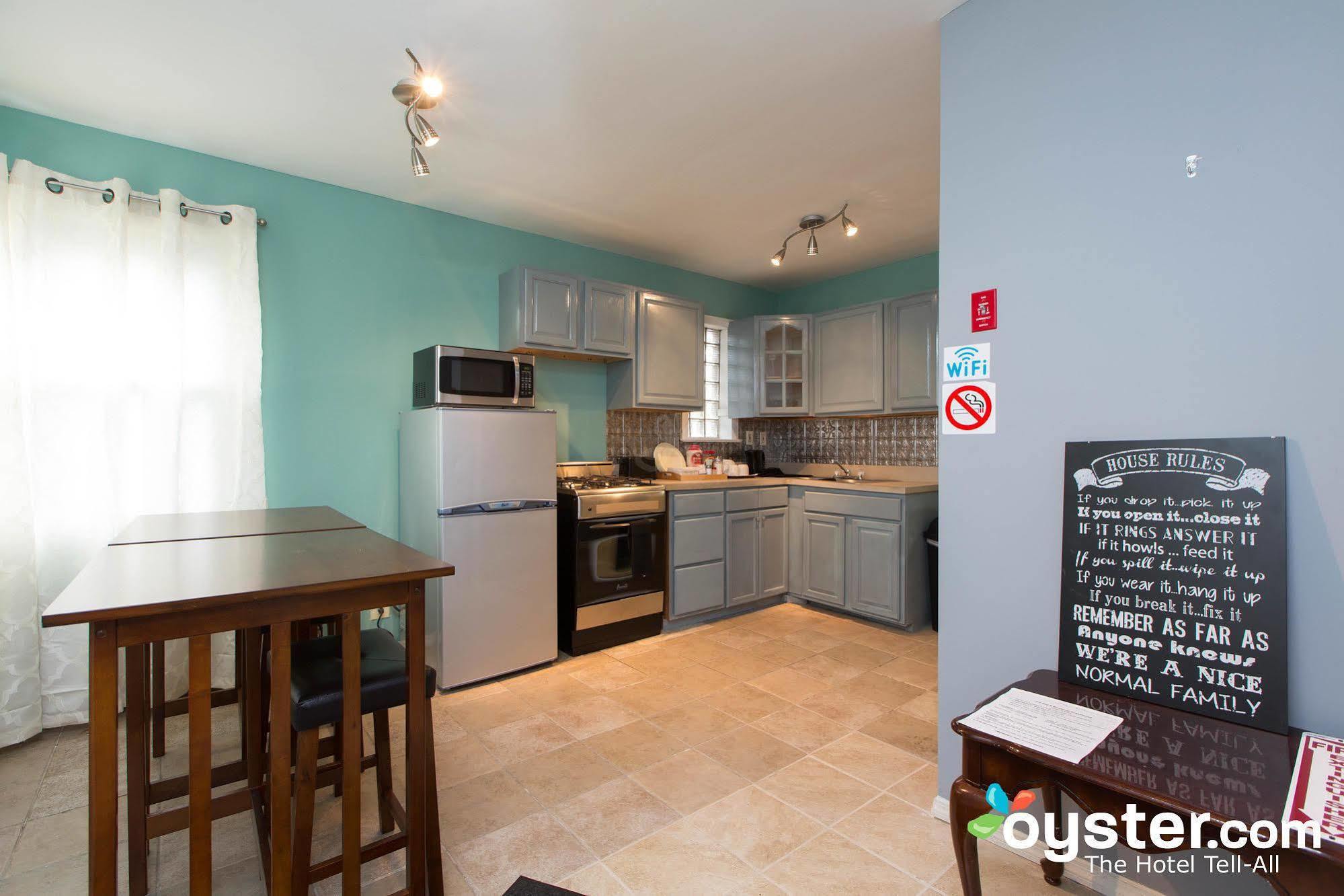 Jfk Bed And Breakfast Guesthouse นิวยอร์ก ภายนอก รูปภาพ